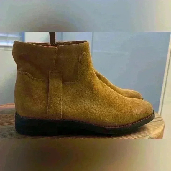 NWOT Franco Sarto Suede boots size 8 - Picture 5 of 8